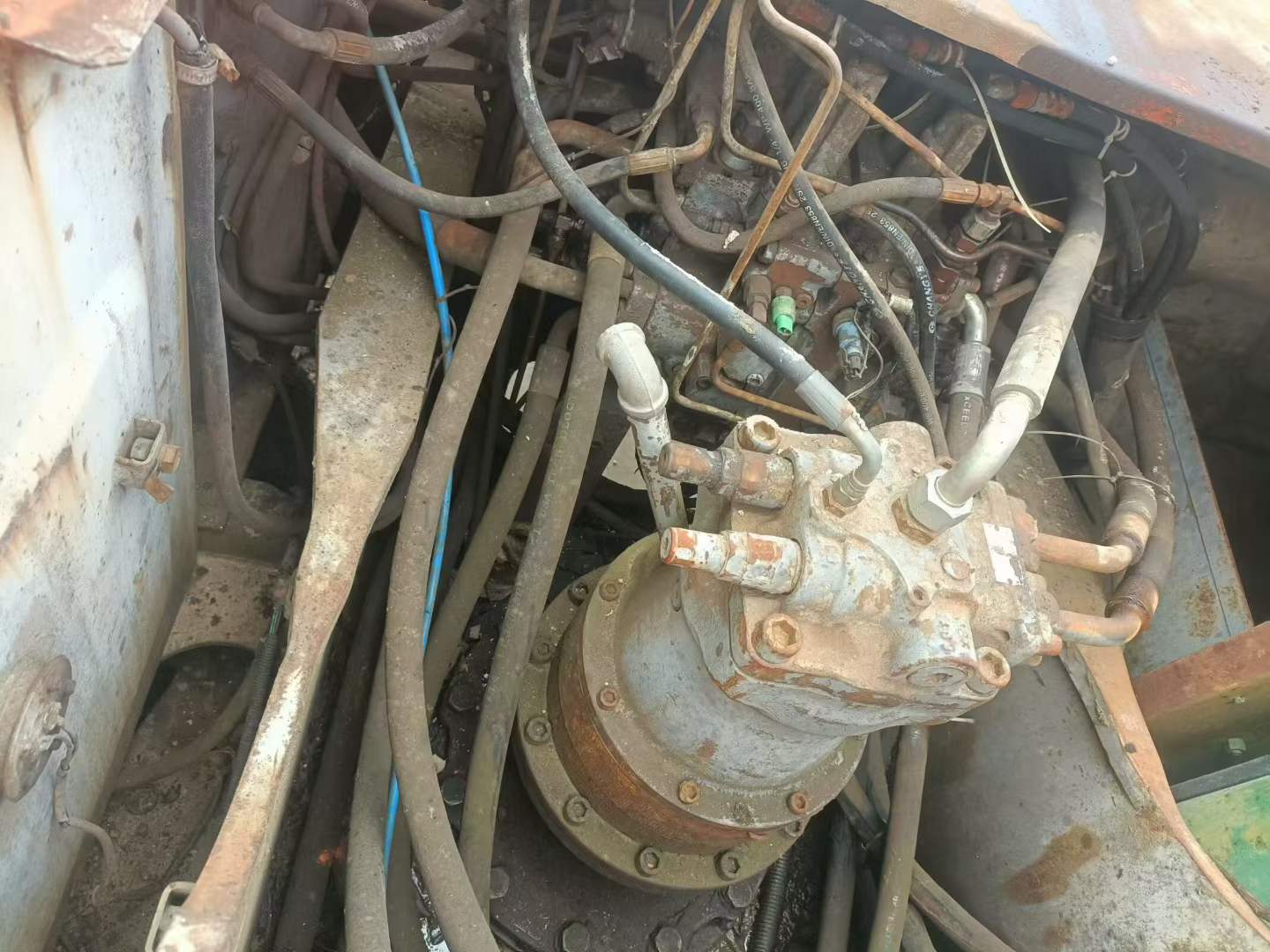 Buy Hitachi EX200-5 Used Excavator / 6 Used Hitachi EX200-5 Excavator 2016 Model / 6