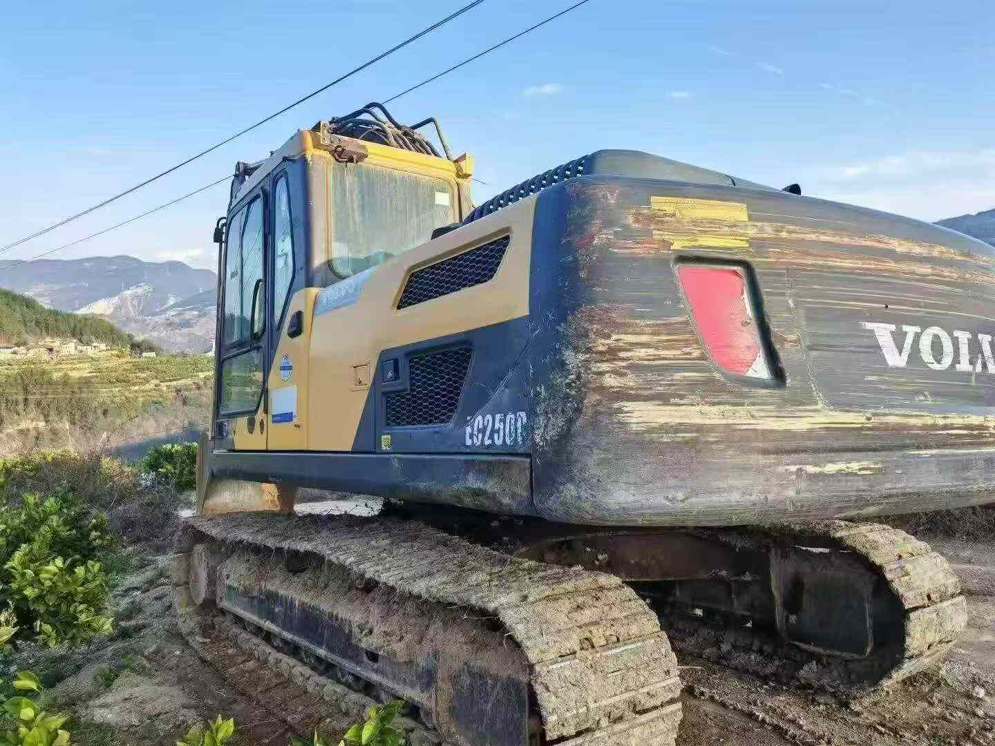 Buy Volvo EC210B Used Excavator / 8 Used Volvo EC210B Excavator 2017 Model / 8