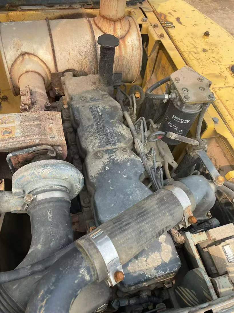 Buy Komatsu PC200-8 Used Excavator / 9 Used Komatsu PC200-8 Excavator 2010 Model / 9