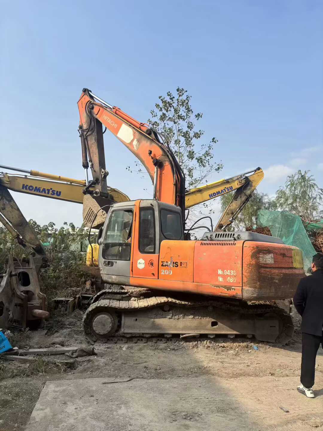 Used Hitachi ZX200-6 Excavator 2016 Model / 3