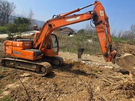 Buy Doosan DH150 Used Excavator / 3 Used Doosan DH150 Excavator 2014 Model / 3