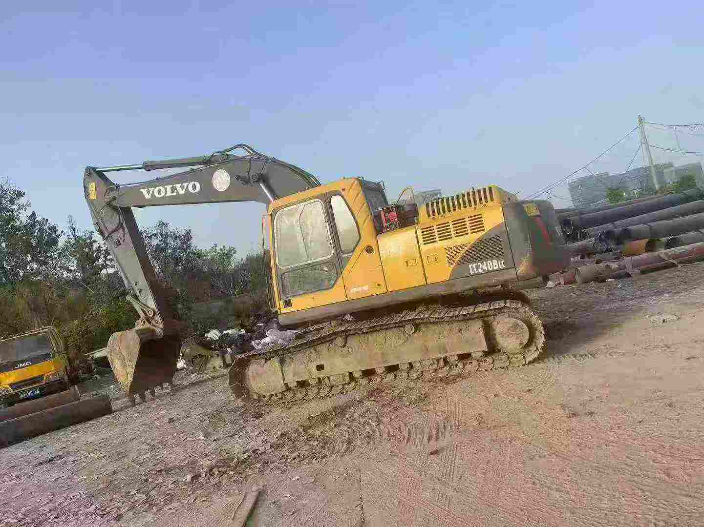 Buy Volvo EC210B Used Excavator / 2 Used Volvo EC210B Excavator 2016 Model / 2