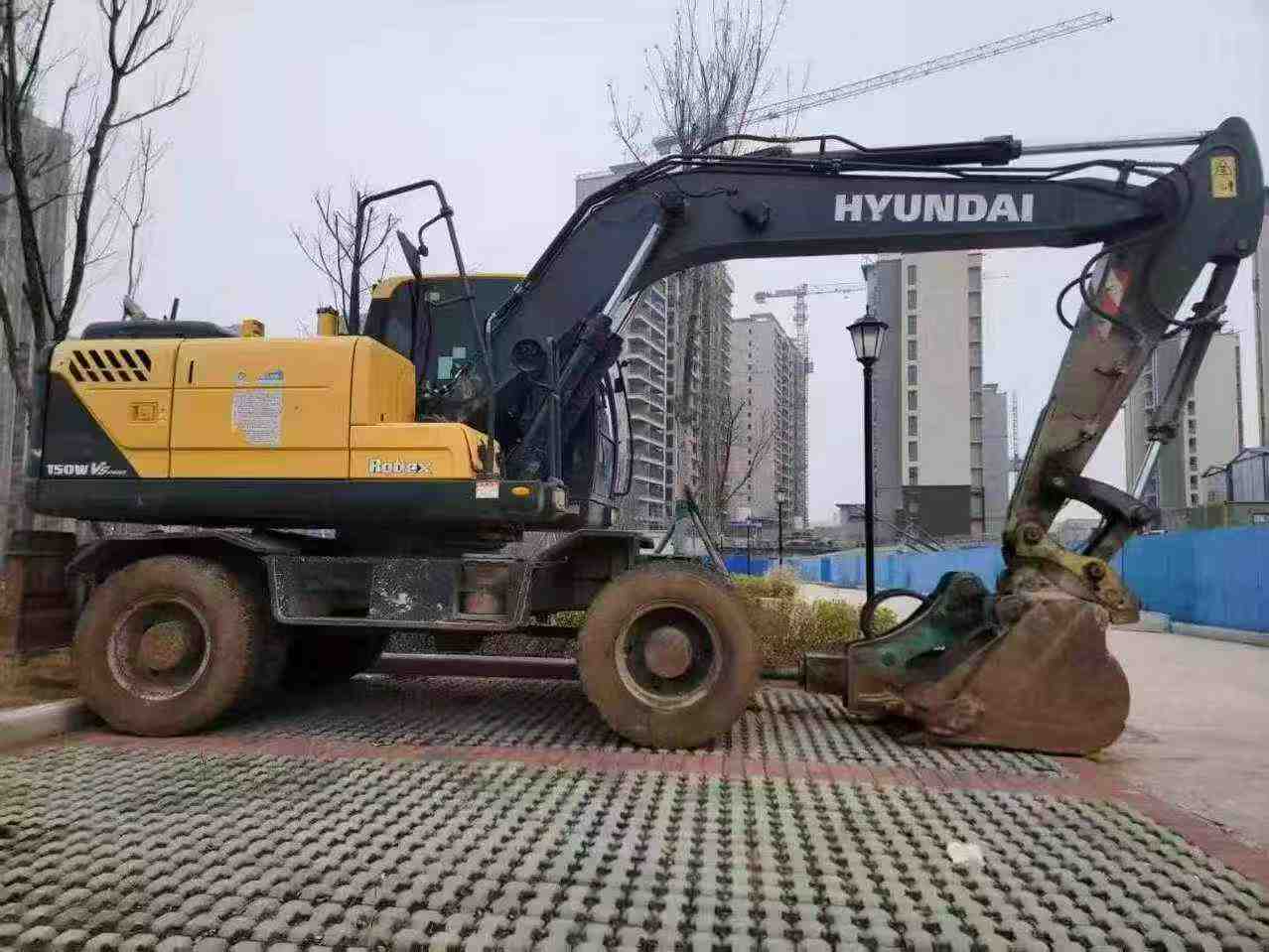 Buy Hyundai R150-7 Used Excavator / 1