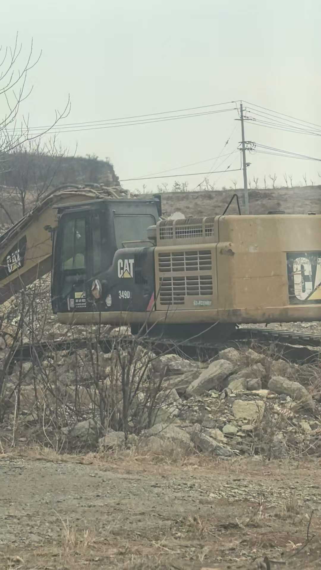 Buy Caterpillar 349E Used Excavator / 1