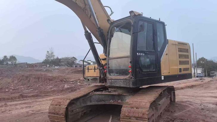 Buy Sany SY205C Used Excavator / 1