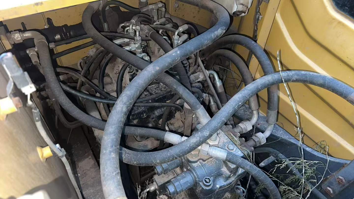 Buy XCMG XE135B Used Excavator / 4 Used XCMG XE135B Excavator 2017 Model / 4