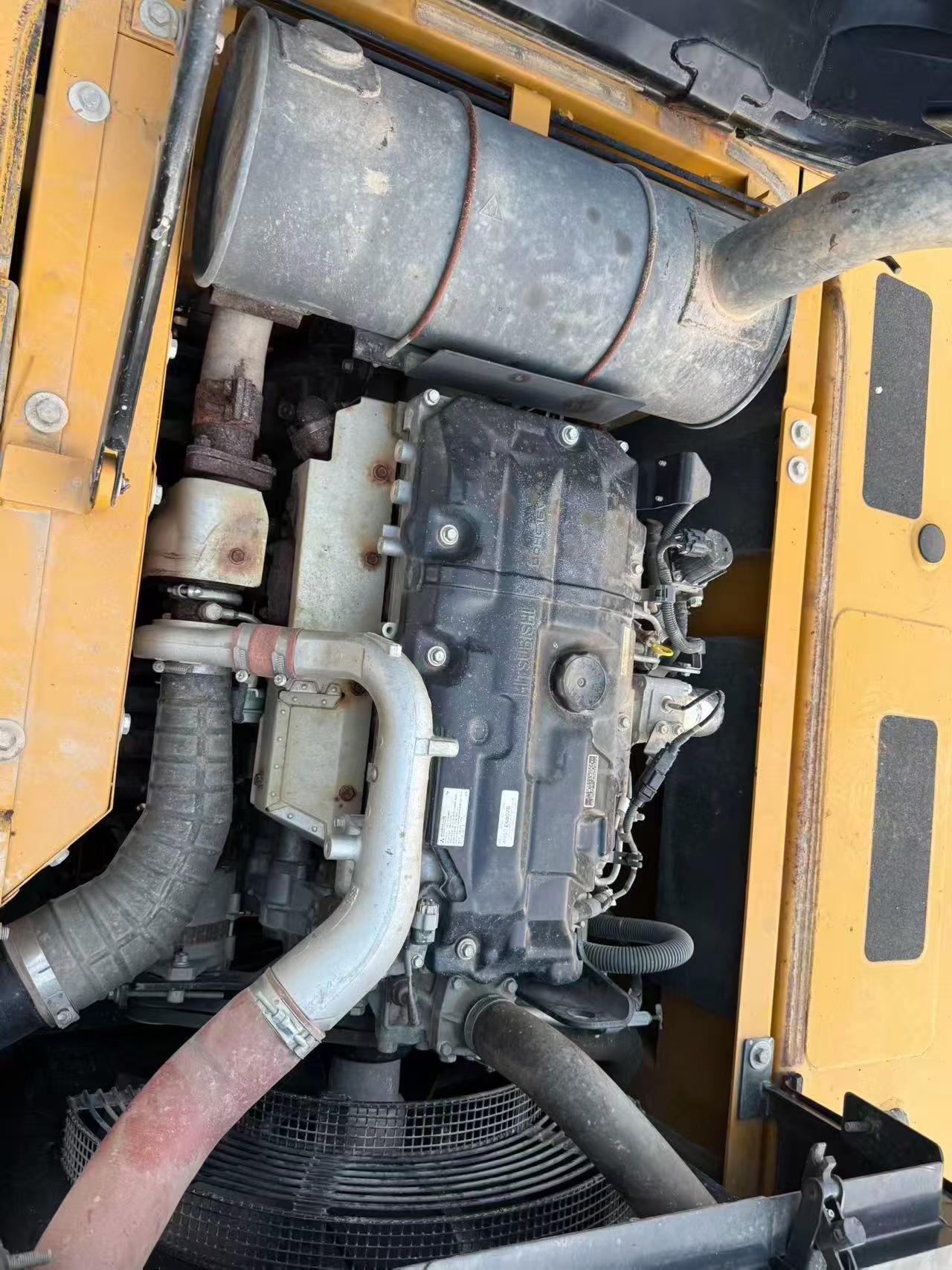 Buy Sany SY200C Used Excavator / 5 Used Sany SY200C Excavator 2022 Model / 5