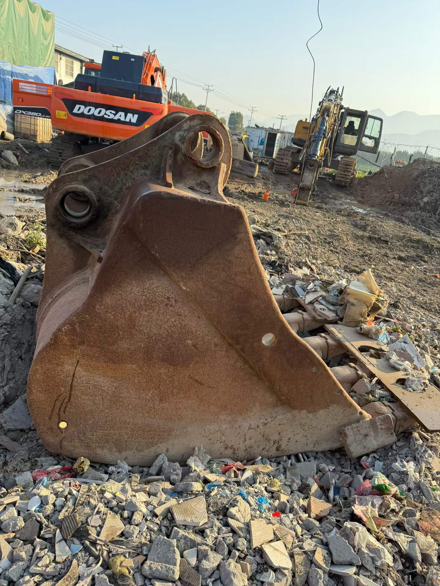 Buy Doosan DH500 Used Excavator / 1