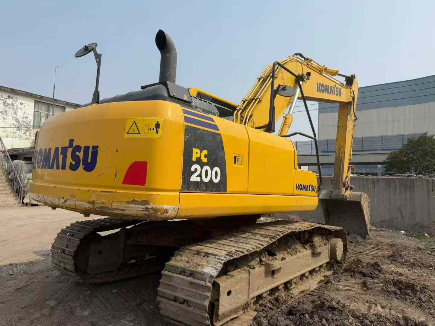 Used Komatsu PC200-8M0 Excavator 2021 Model / 3