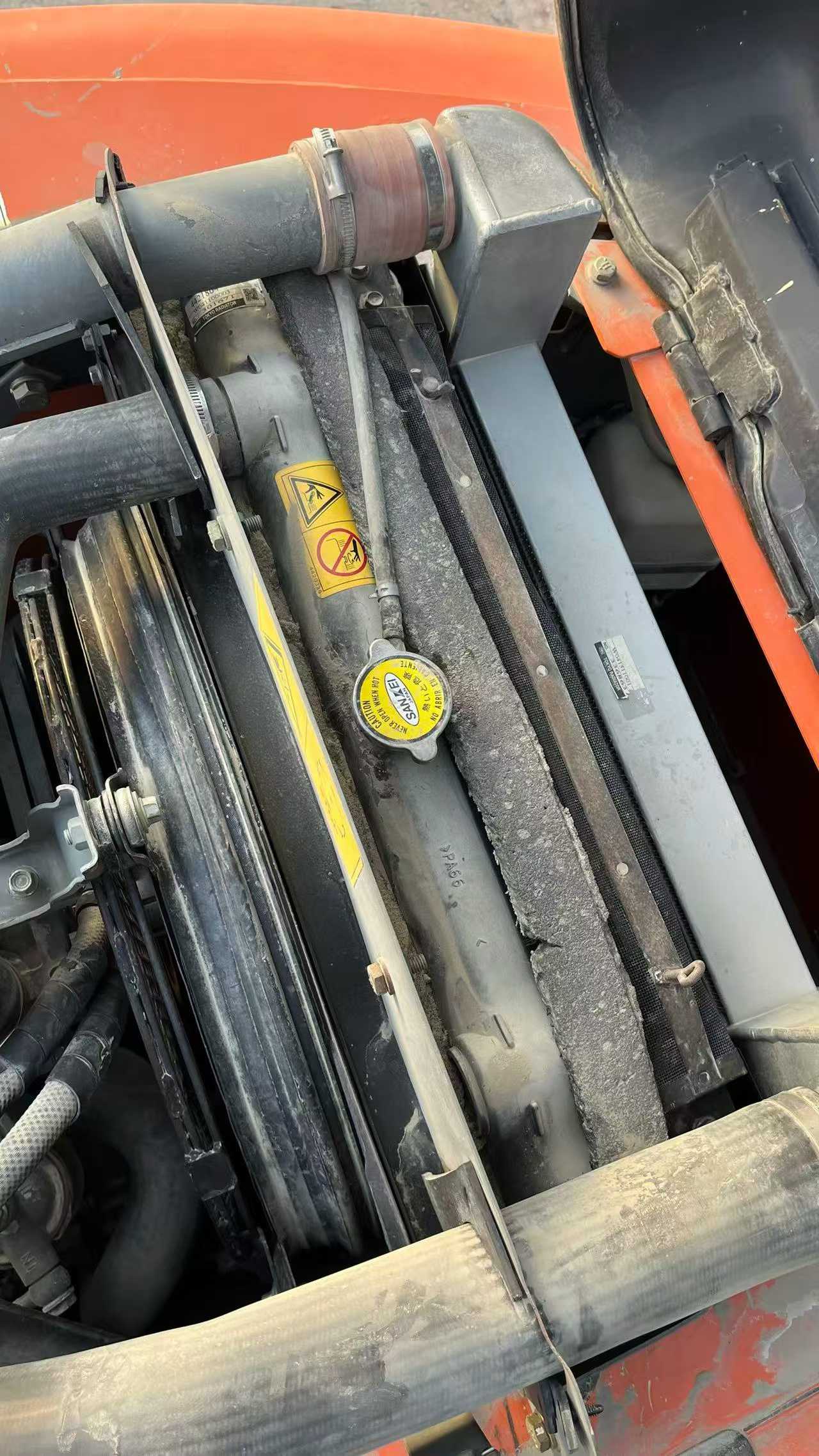 Buy Hitachi EX120 Used Excavator / 7 Used Hitachi EX120 Excavator 2014 Model / 7