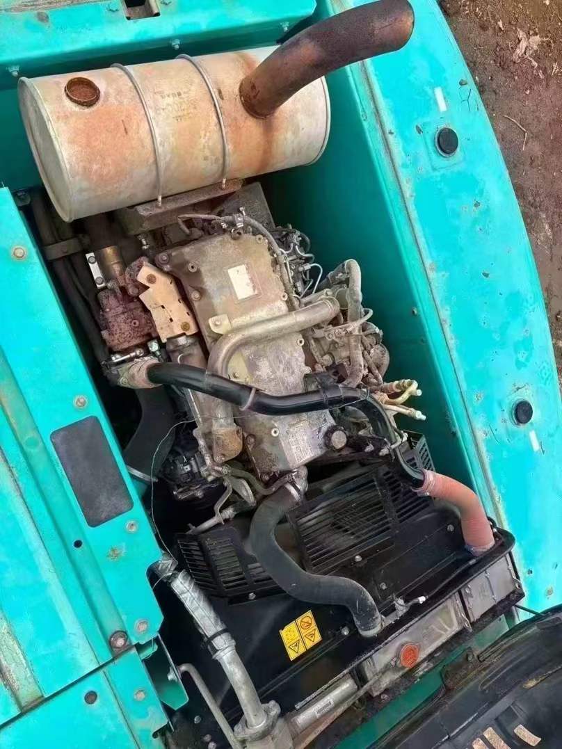 Buy Kobelco SK200 Used Excavator / 3 Used Kobelco SK200 Excavator 2014 Model / 3