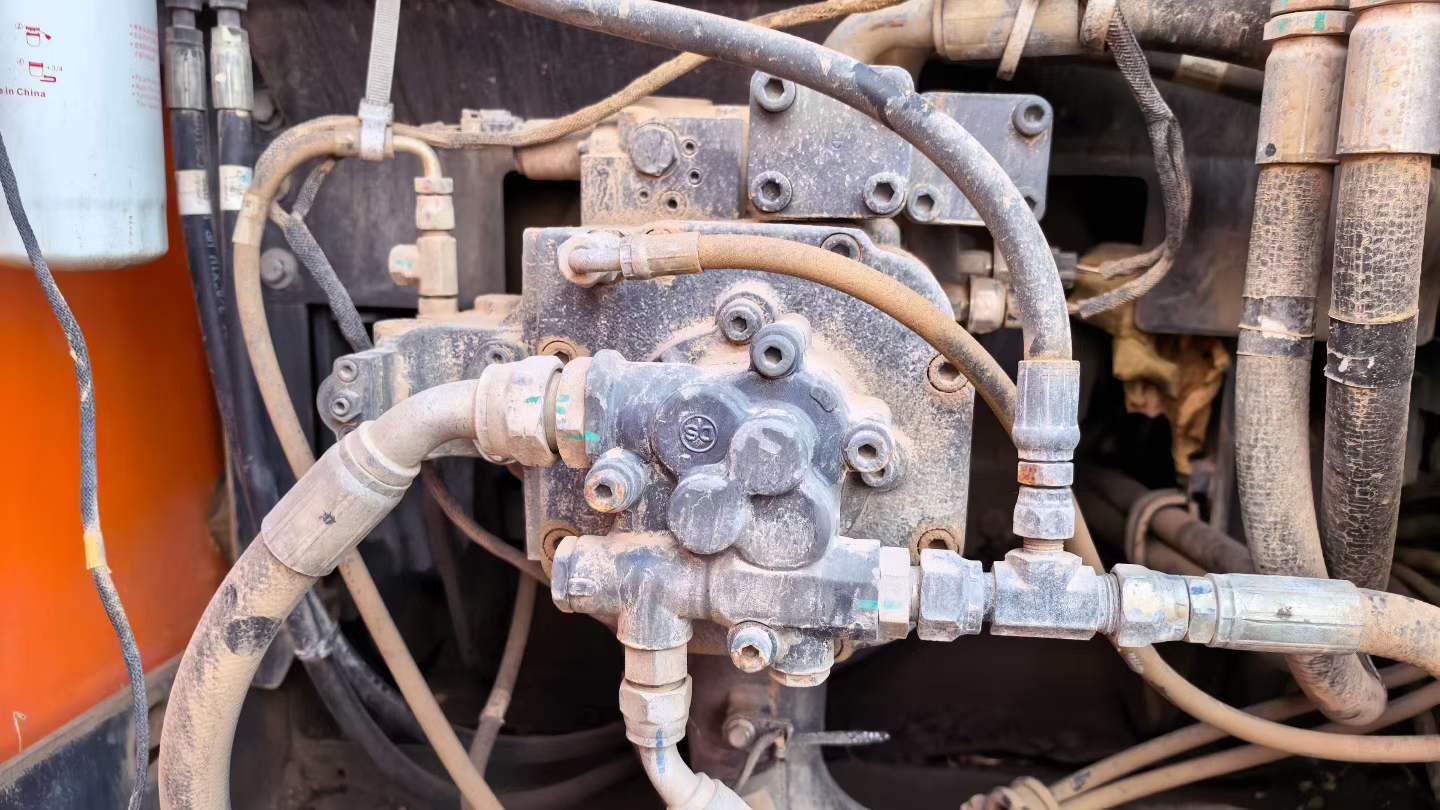 Used Doosan DH215-7 Excavator 2020 Model / 5