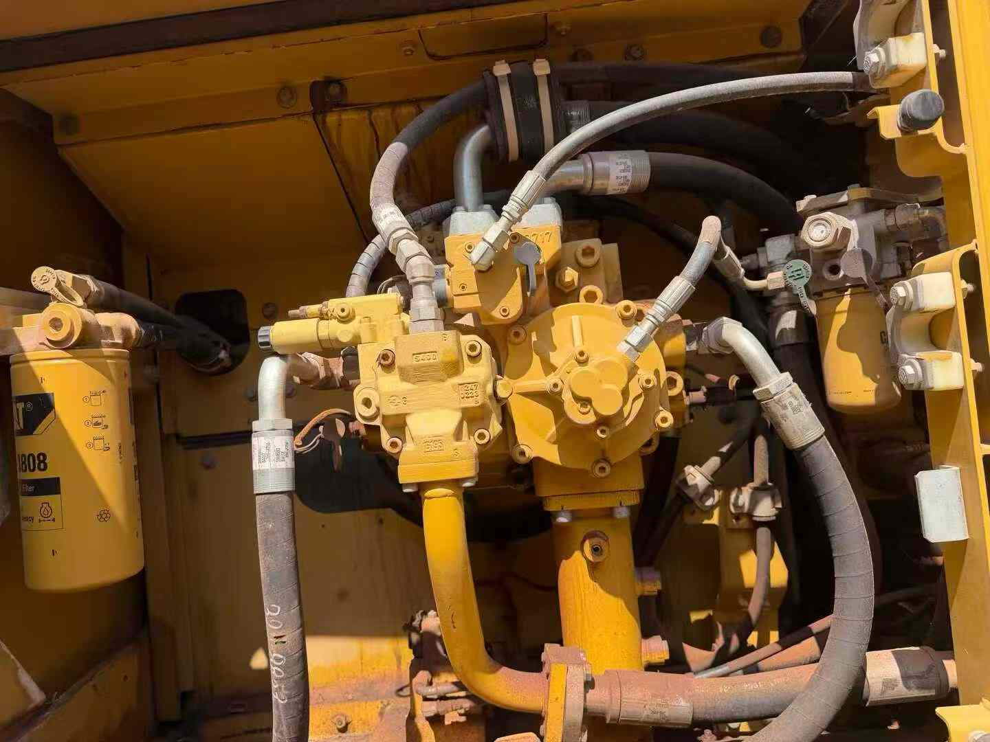 Buy Caterpillar 349E Used Excavator / 1