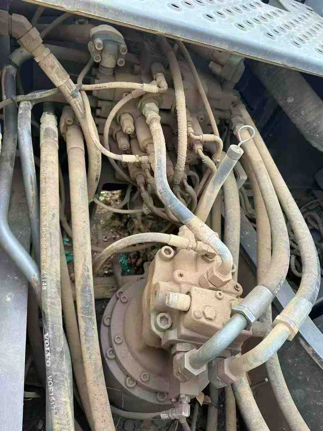 Buy Volvo EC200 Used Excavator / 5 Used Volvo EC200 Excavator 2018 Model / 5