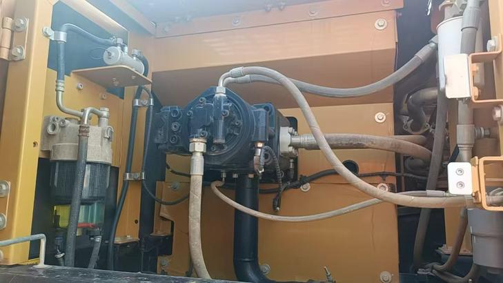 Buy Sany SY245H Used Excavator / 1