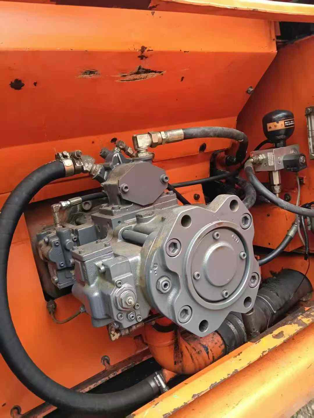 Buy Doosan DH215-7 Used Excavator / 5 Used Doosan DH215-7 Excavator 2014 Model / 5