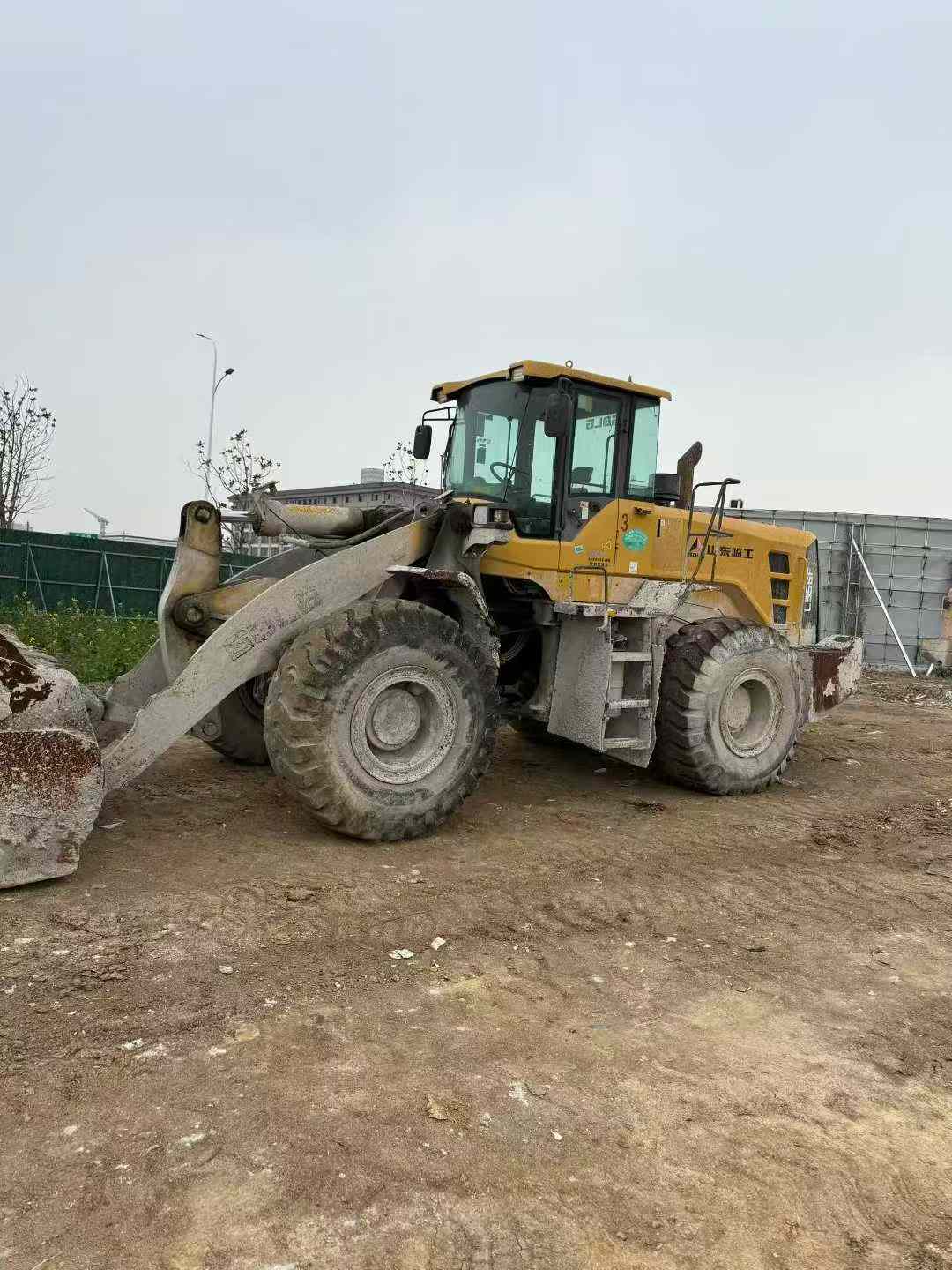 Buy SDLG L956F Used Loader