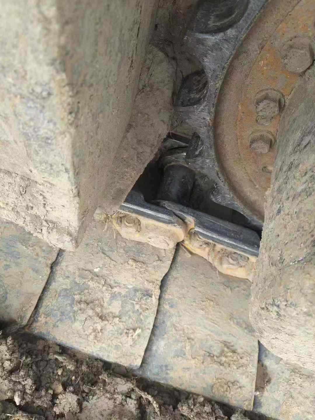 Used XCMG XE215 Excavator 2013 Model / 6