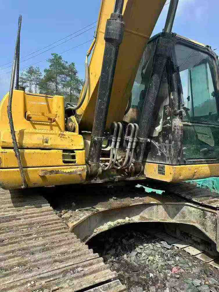 Buy Caterpillar 323 Used Excavator / 9 Used Caterpillar 323 Excavator 2012 Model / 9