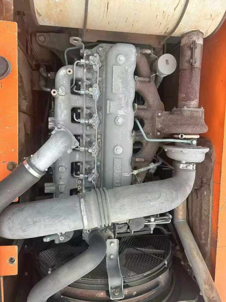 Used Hitachi ZX210-3G Excavator 2011 Model / 7