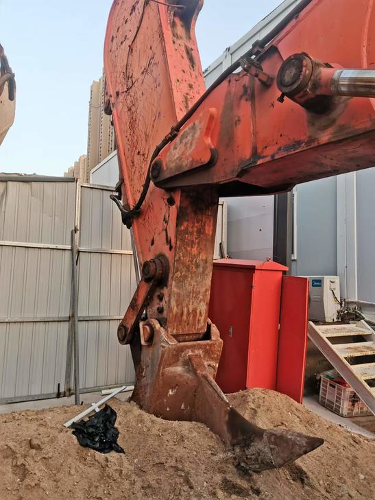 Buy Doosan DH500 Used Excavator / 1
