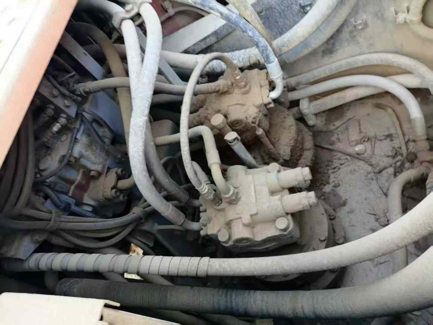 Used Hitachi ZX470H-3 Excavator 2013 Model / 7