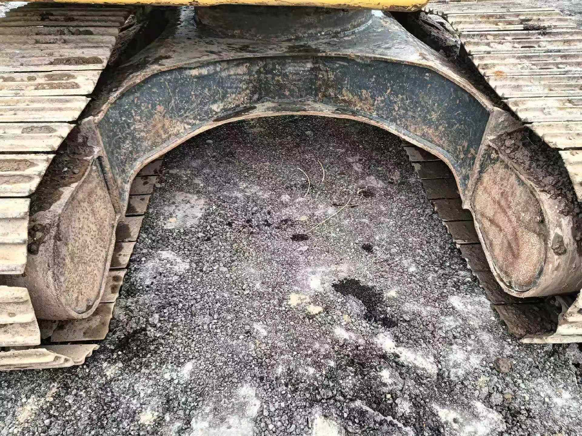 Used Komatsu PC200-8N1 Excavator 2013 Model / 8