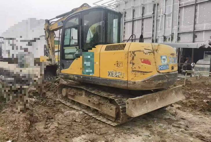 Buy XCMG XE75C Used Excavator / 1