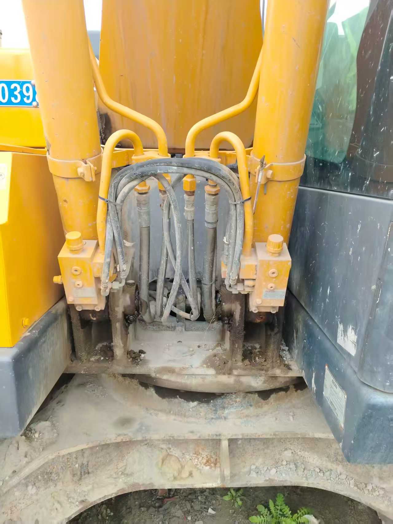 Buy Kato HD512 Used Excavator / 5 Used Kato HD512 Excavator 2016 Model / 5