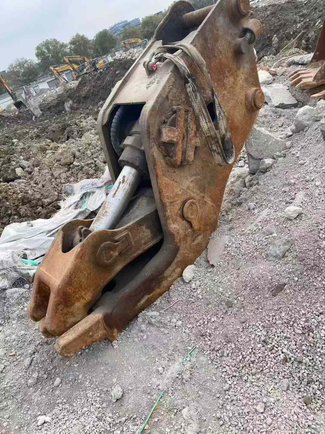 Buy Hyundai R350LVS Used Excavator / 8 Used Hyundai R350LVS Excavator 2020 Model / 8