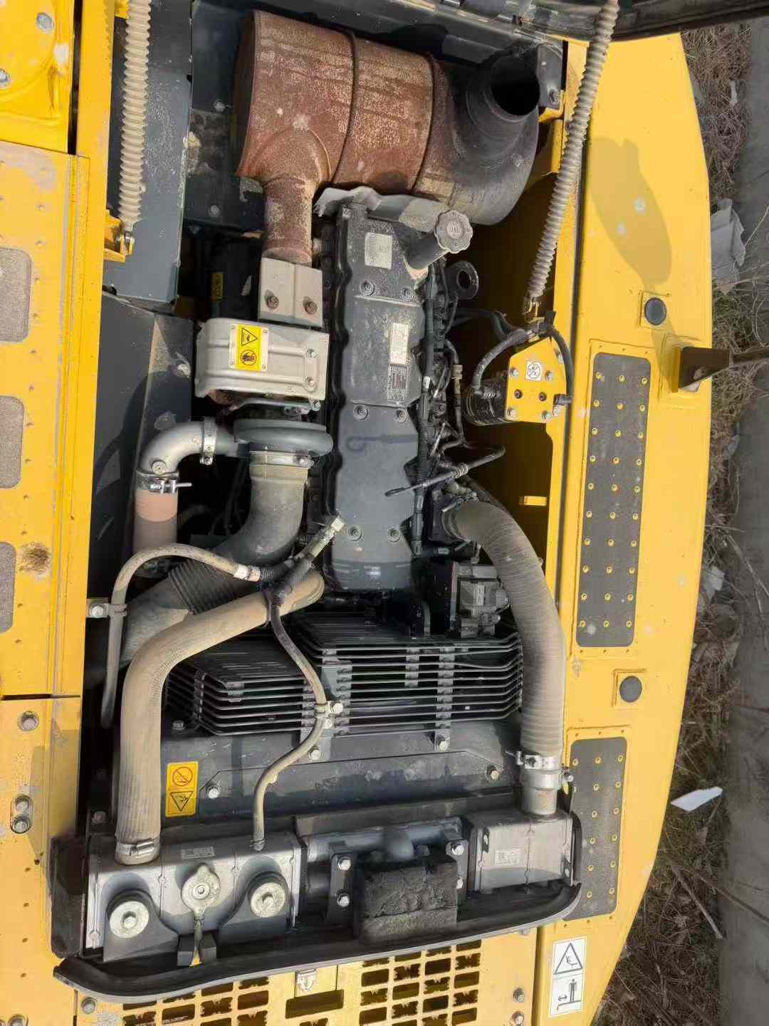Used Komatsu PC200-8M0 Excavator 2021 Model / 5