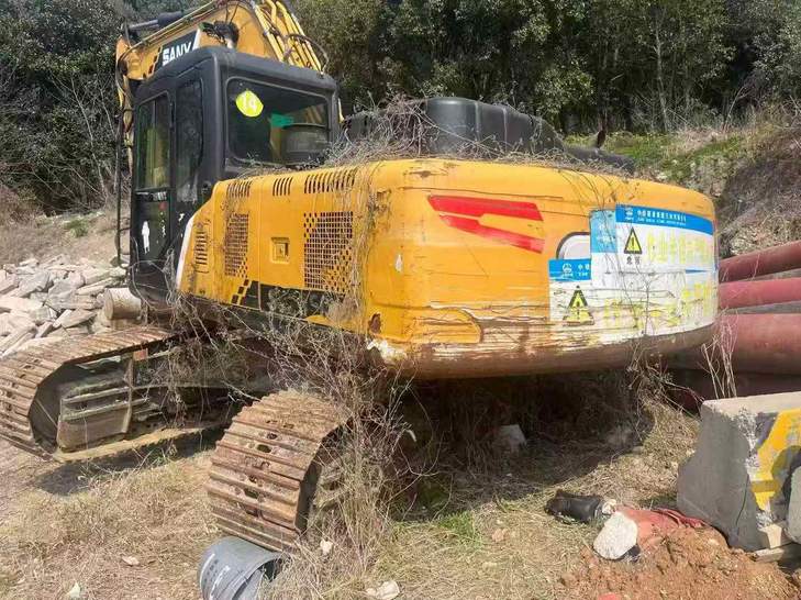 Buy Sany SY215C Used Excavator / 1