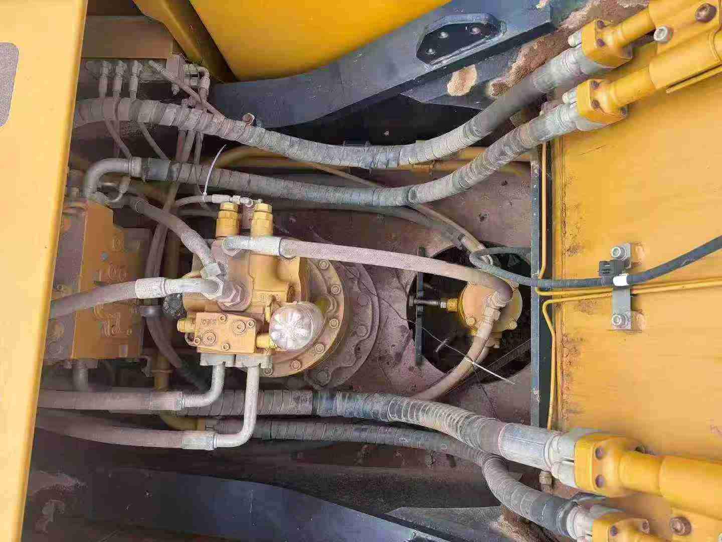 Used Sany SY245H Excavator 2021 Model / 3