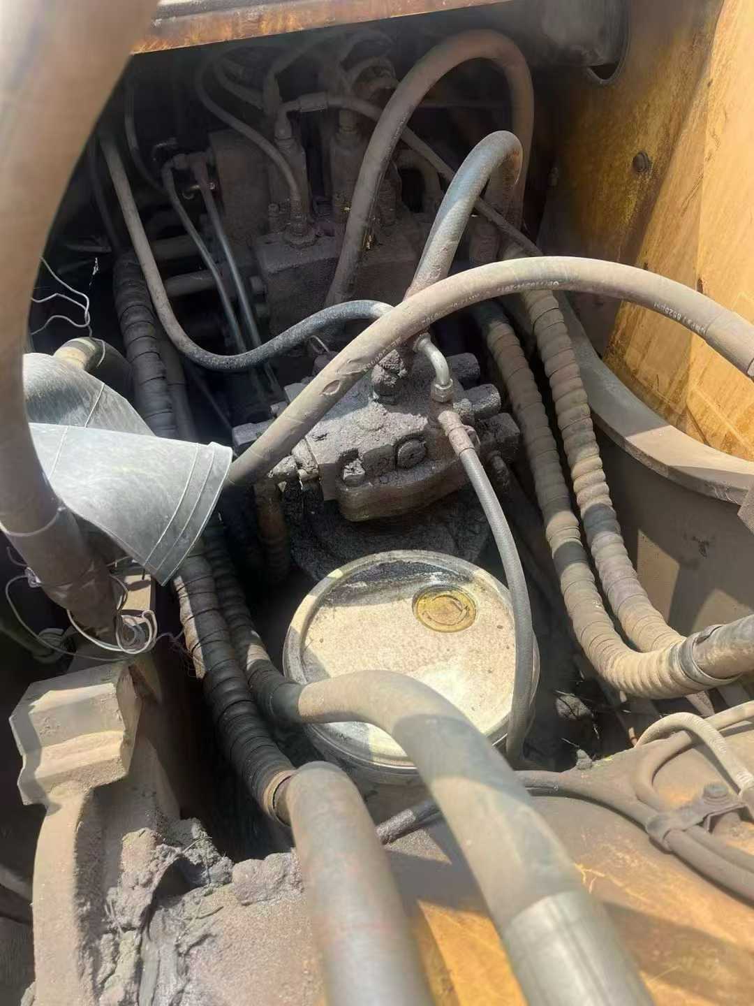 Buy Hyundai R215-7 Used Excavator / 2 Used Hyundai R215-7 Excavator 2016 Model / 2