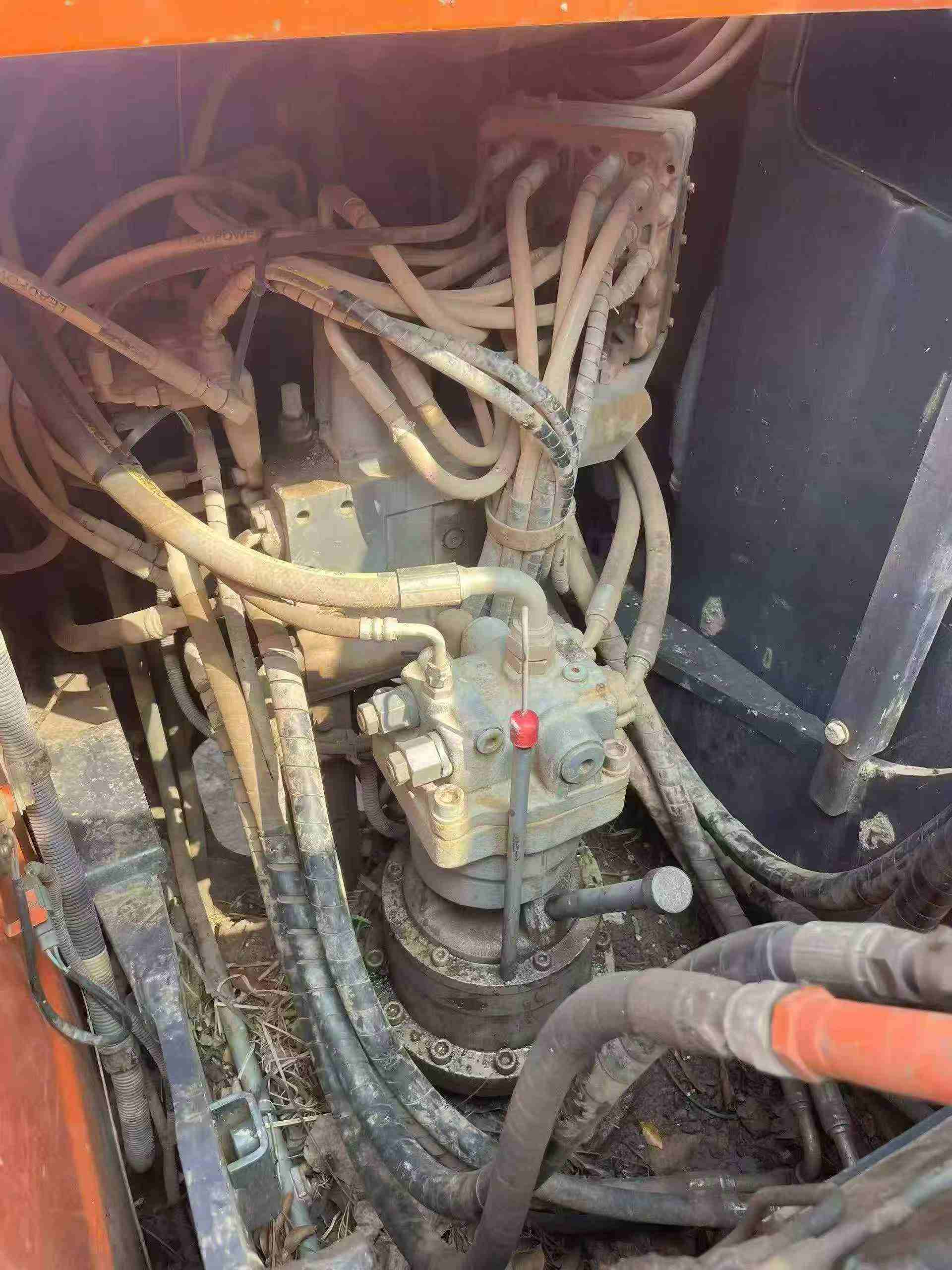 Used Hitachi ZX130-5A Excavator 2018 Model / 7