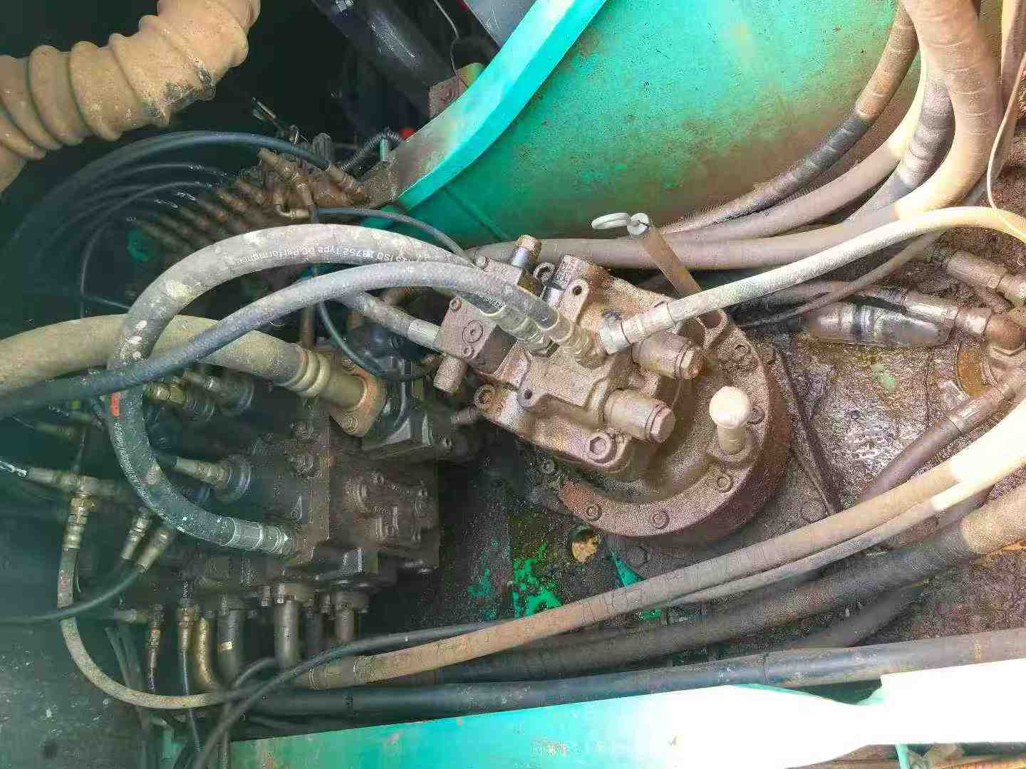 Used Kobelco SK200-2 Excavator 2016 Model / 3