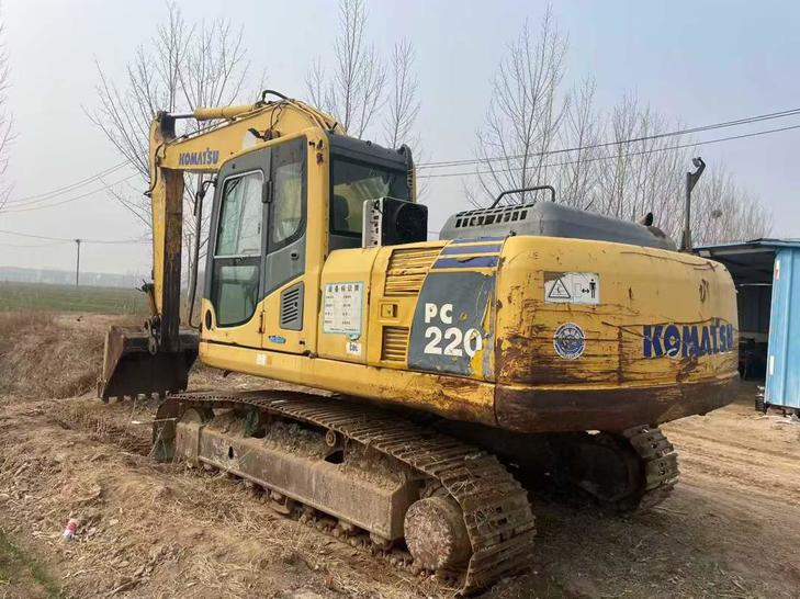 Buy Komatsu PC200-8 Used Excavator / 1