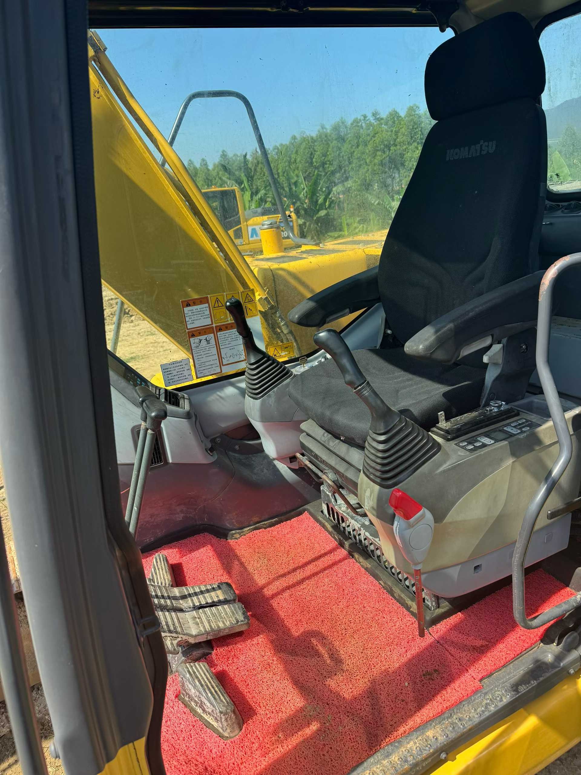 Buy Komatsu PC130-7 Used Excavator / 7 Used Komatsu PC130-7 Excavator 2014 Model / 7