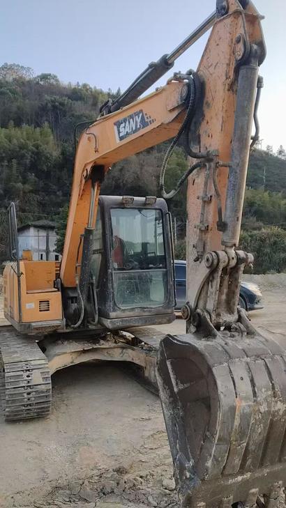 Buy Sany SY75 Used Excavator / 1