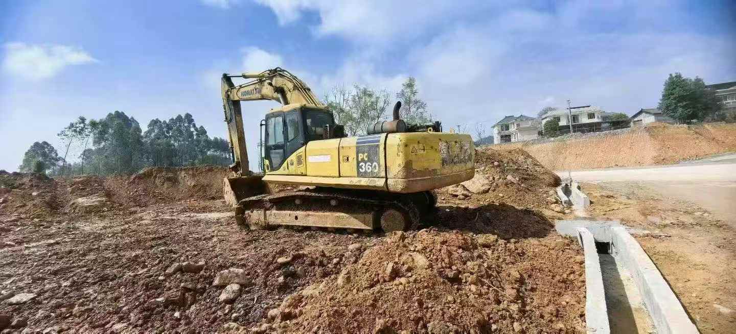 Buy Komatsu PC360-7 Used Excavator / 2 Used Komatsu PC360-7 Excavator 2011 Model / 2