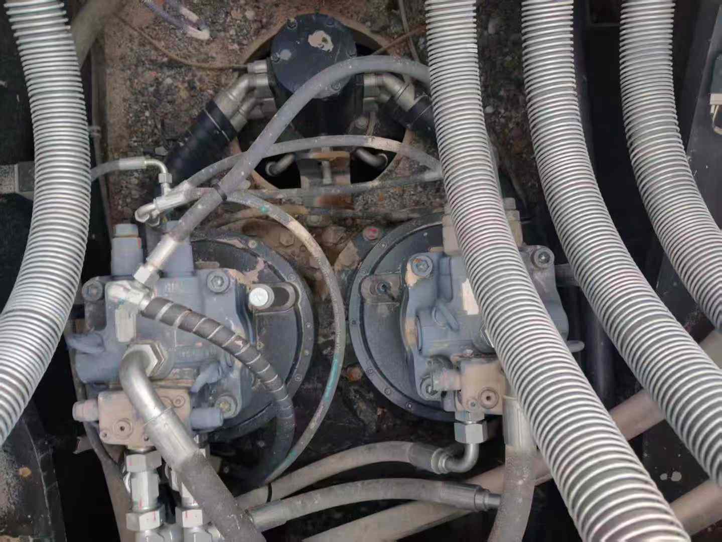 Used XCMG XE750D Excavator 2024 Model / 8