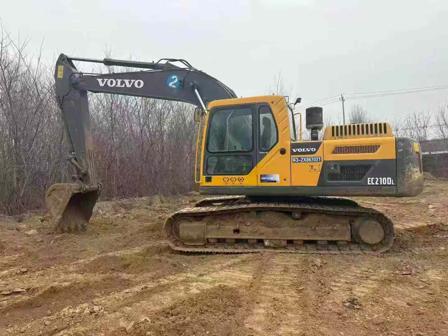 Buy Volvo EC200 Used Excavator / 1