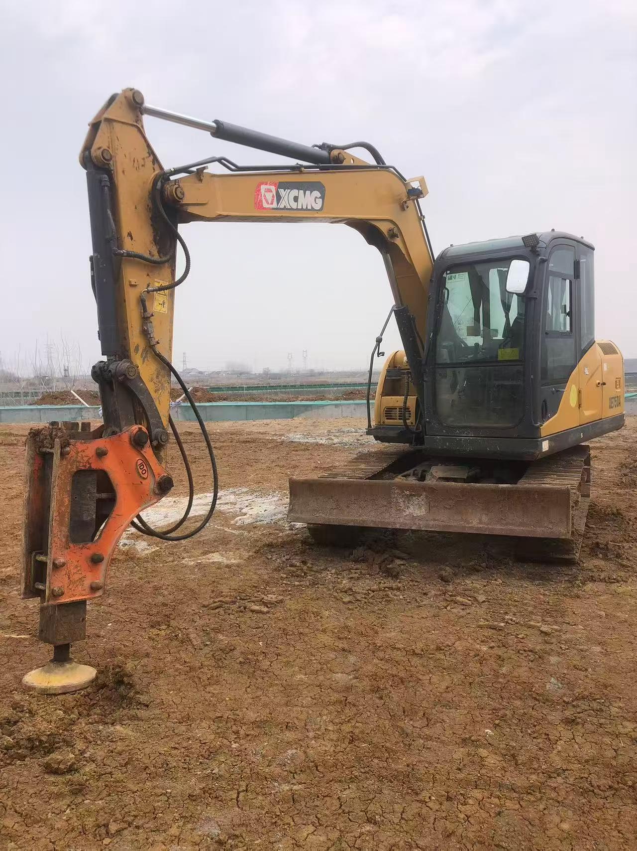 Buy XCMG XE75C Used Excavator / 3 Used XCMG XE75C Excavator 2020 Model / 3