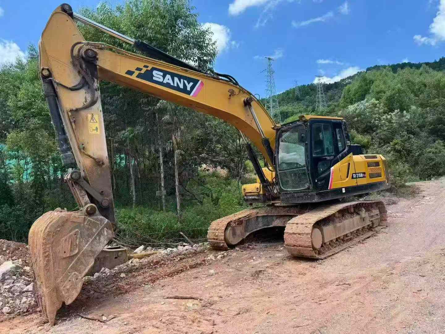 Used Sany SY215H Excavator 2021 Model / 6