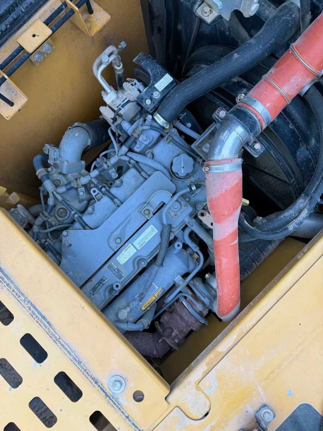 Used Sany SY125C Excavator 2021 Model / 4