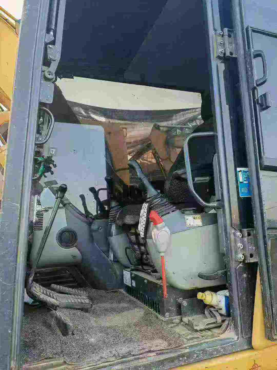 Buy Komatsu PC60-8 Used Excavator / 9 Used Komatsu PC60-8 Excavator 2017 Model / 9