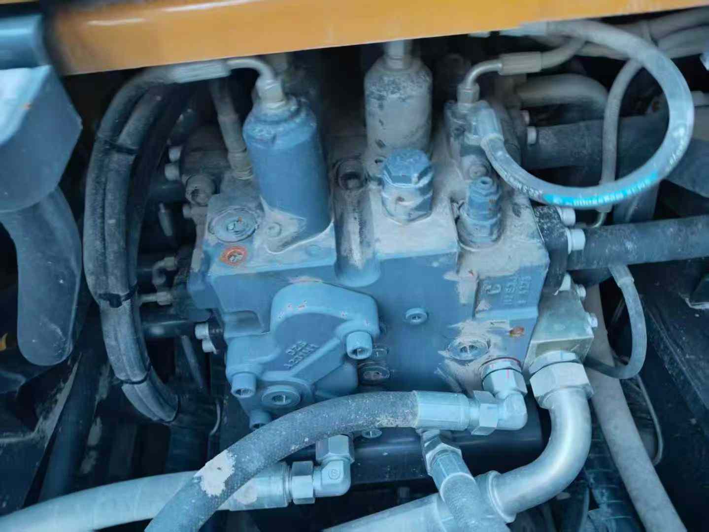 Used XCMG XE750D Excavator 2024 Model / 7