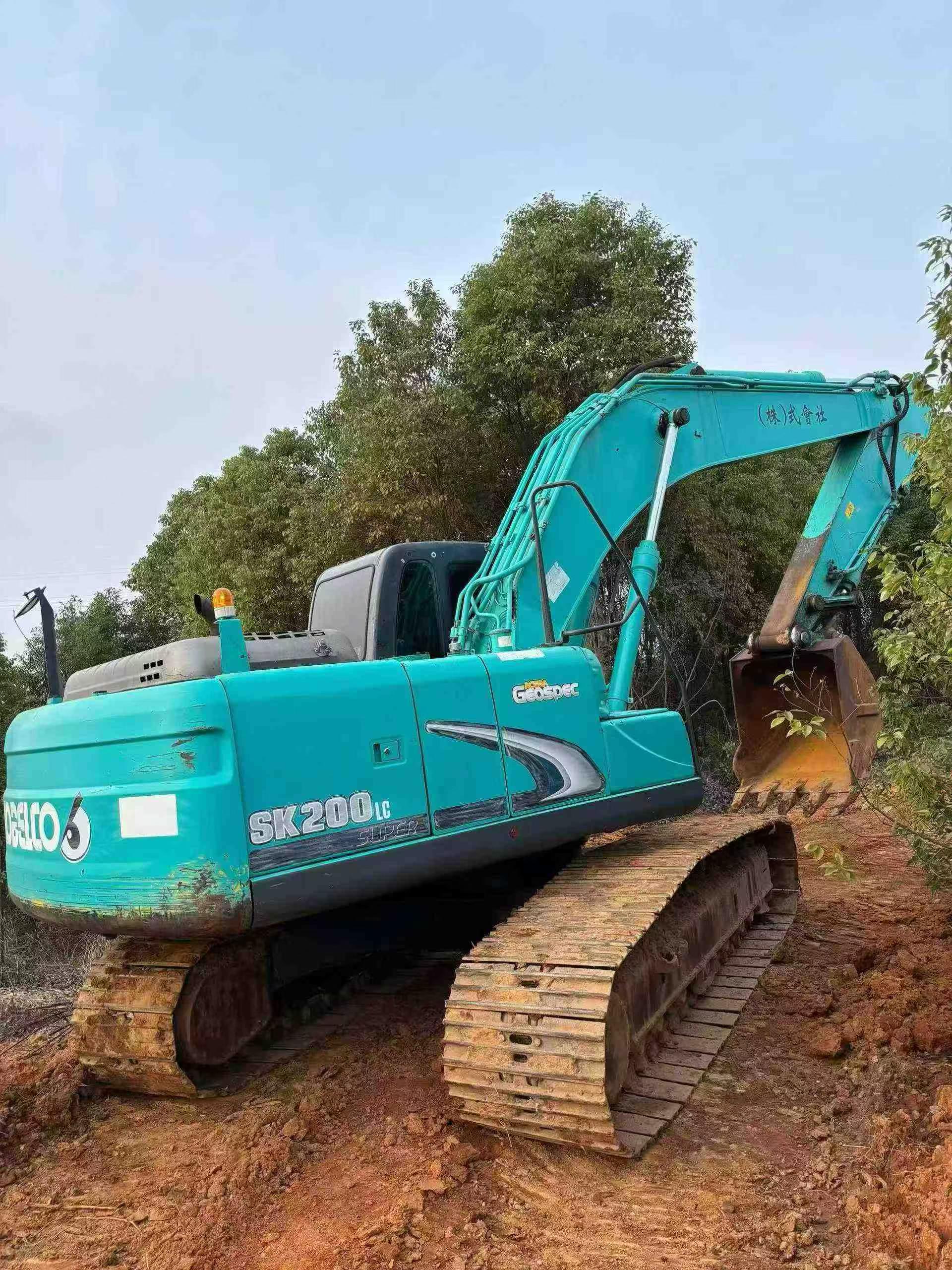 Used Kobelco SK200-YN12 Excavator 2016 Model / 2