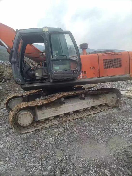Buy Hitachi EX250-5 Used Excavator / 1