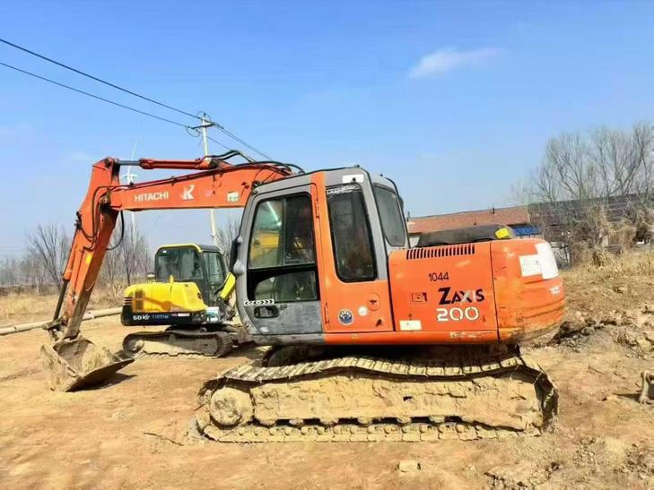 Buy Hitachi EX120 Used Excavator / 1